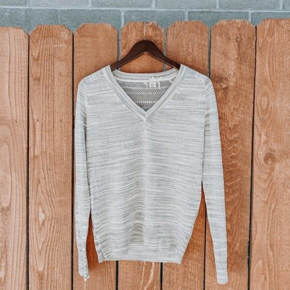 Anthropologie Moth Marled Gray V-Neck Sheer Back Sweater - Picture 4 of 5